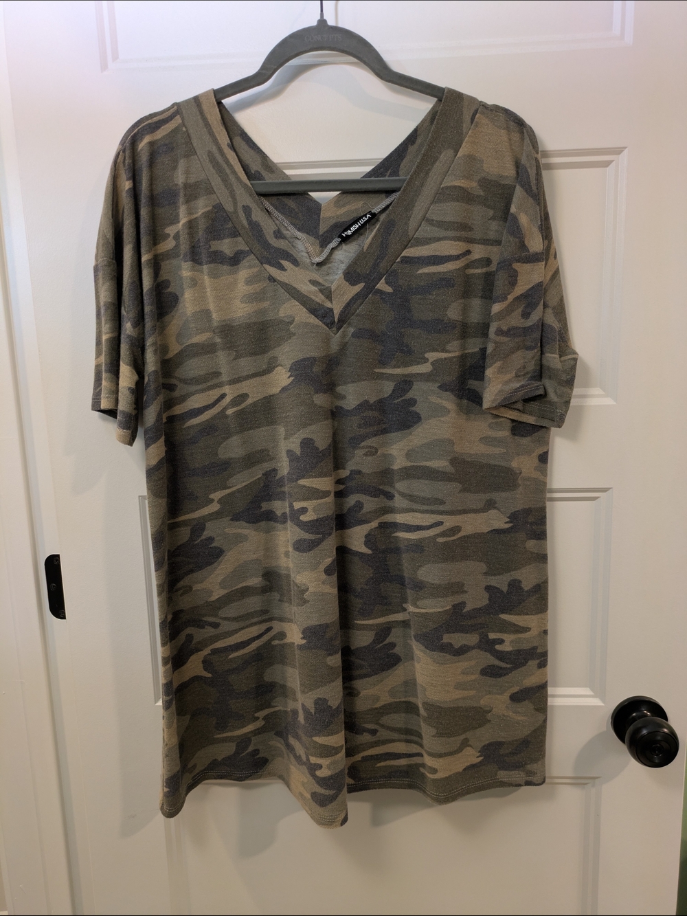 🔴 3/$15 HEIMISH USA Camo V‑Neck Short Sleeve Tunic - Olive & Khaki